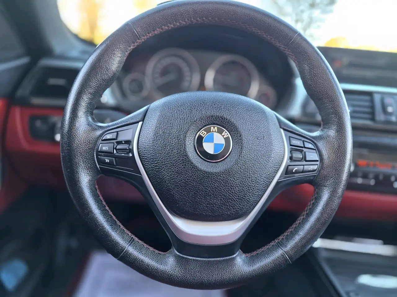 BMW 4 Series снимка BMW 4 Series