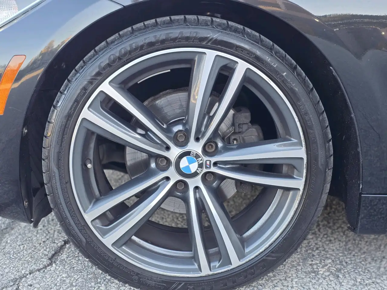 BMW 4 Series снимка BMW 4 Series