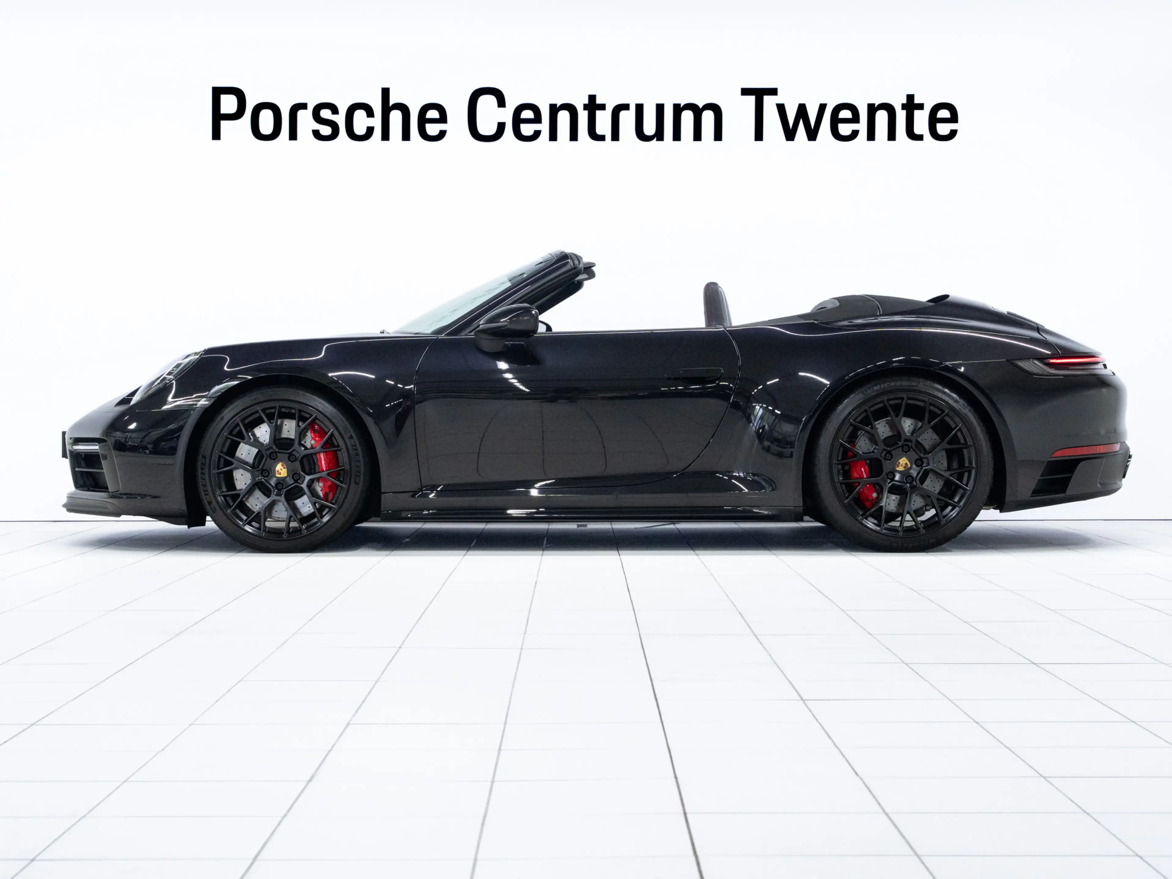 Porsche 992 Carrera GTS Cabriolet — photo 5
