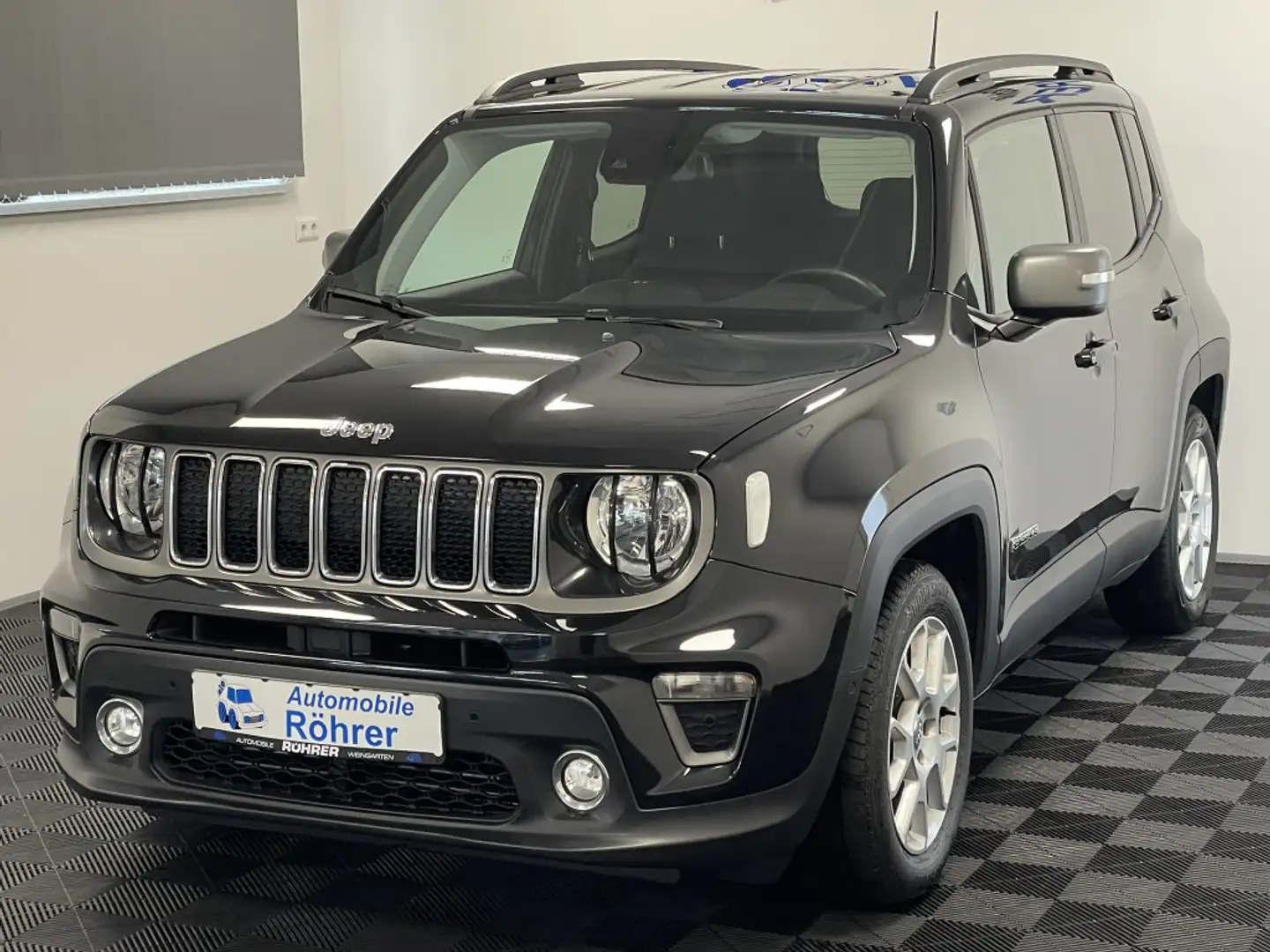 Jeep Renegade 1.6 MultiJet Limited AHK Navi ACC Schwarz - 2