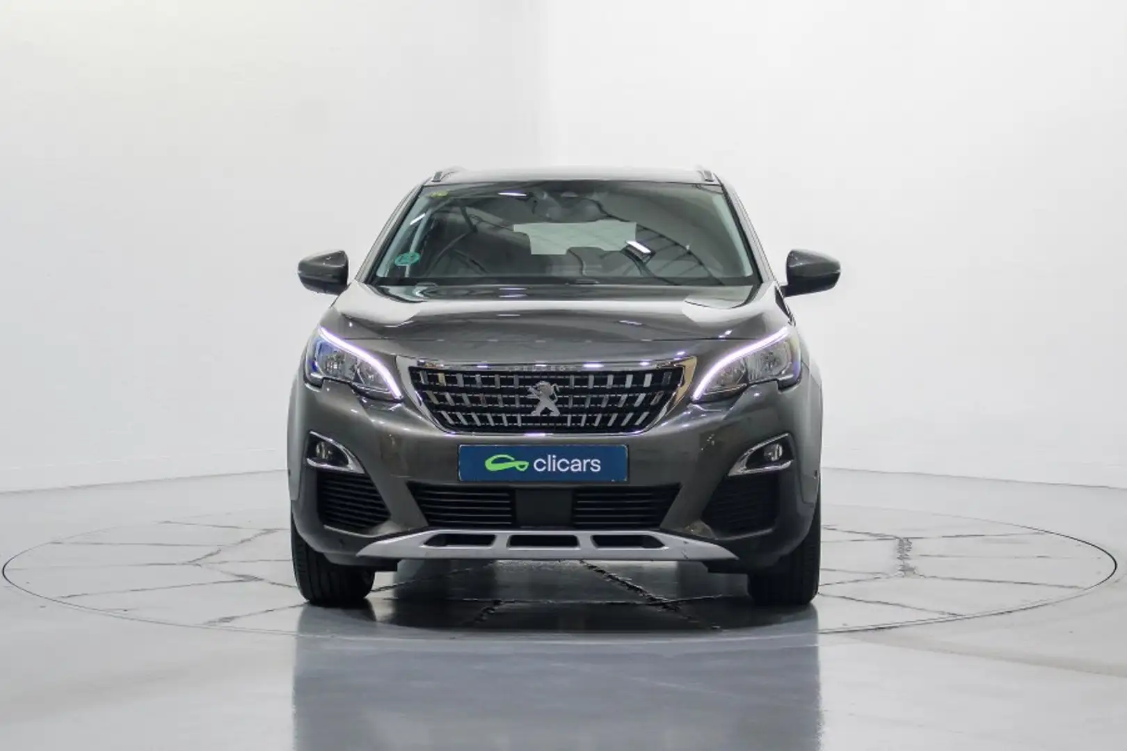 Peugeot 3008 1.2 S&S PureTech Allure 130 Grün - 2