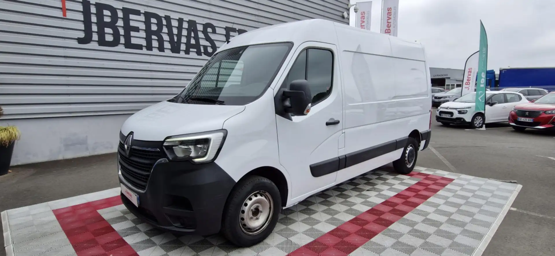 Renault Master FOURGON trac f3300 l2h2 blue dci 135 confort Blanc - 2