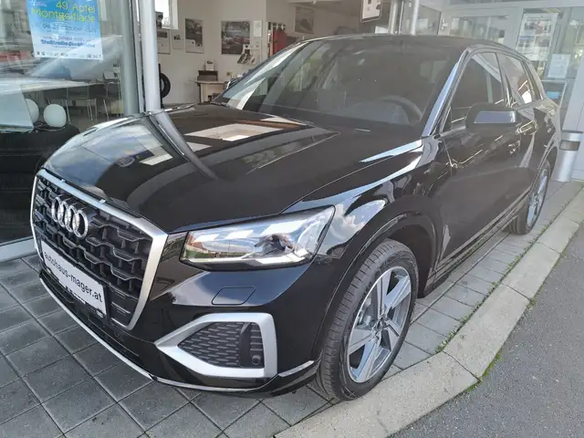 Audi Q2 30 TFSI admired