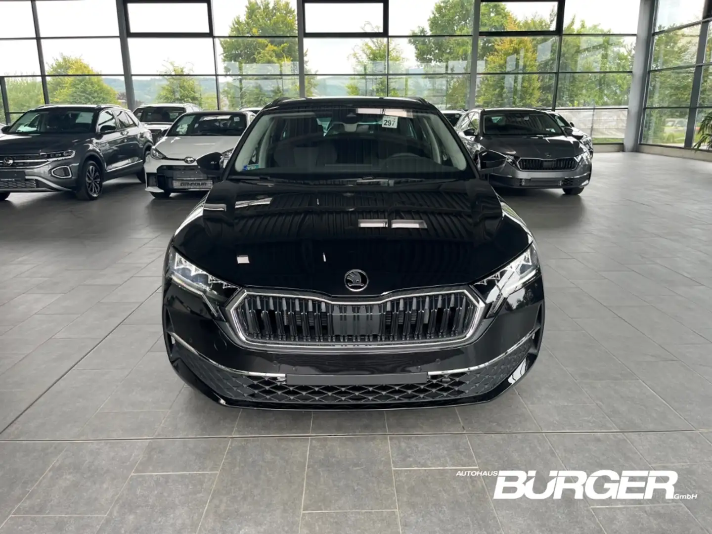 Skoda Octavia 1.5 TSI e-Tec Navi ACC LED Kamera Winterpaket Digi Zwart - 2