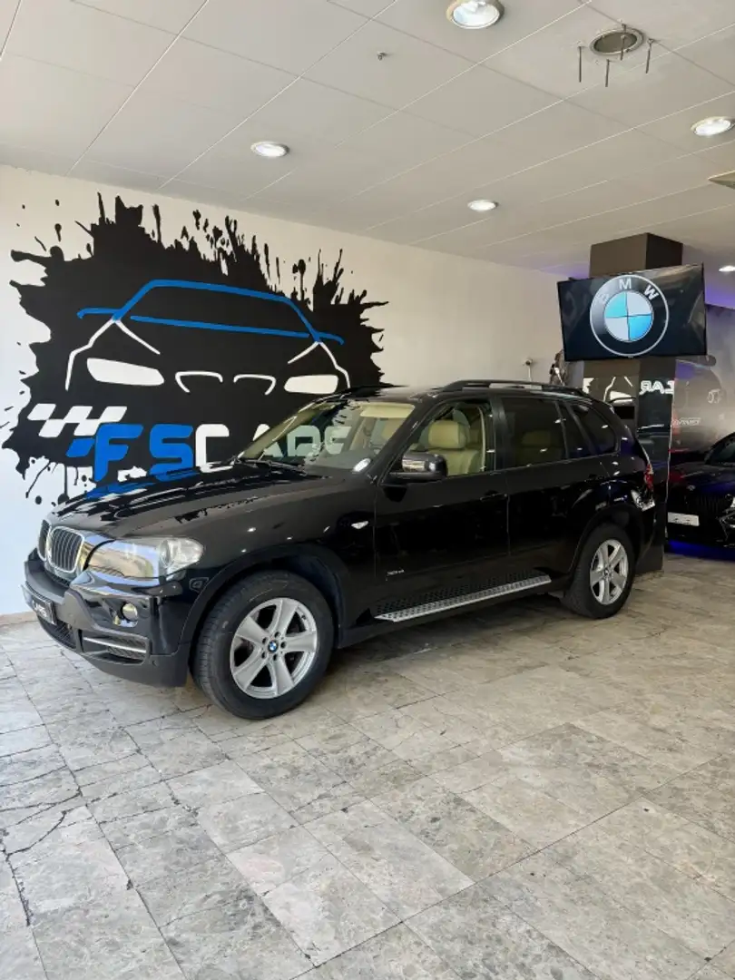 BMW X5 xDrive 30iA Noir - 1
