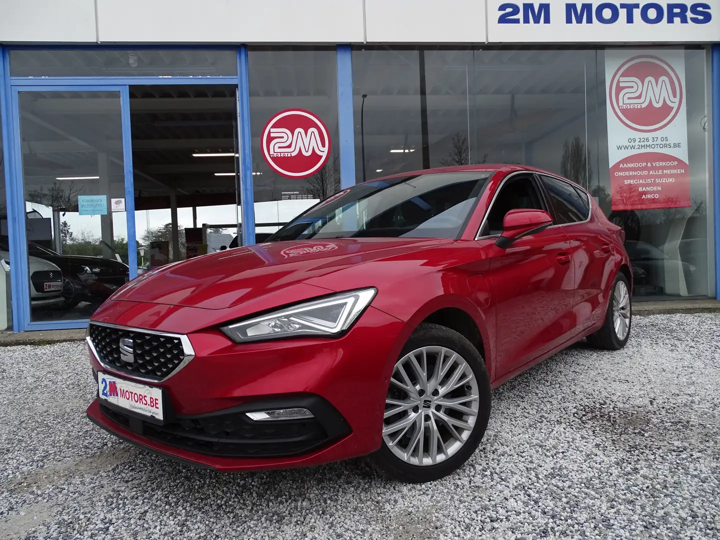 SEAT Leon 1.4 e-Hybrid PHEV Xcellence DSG Rood - 1