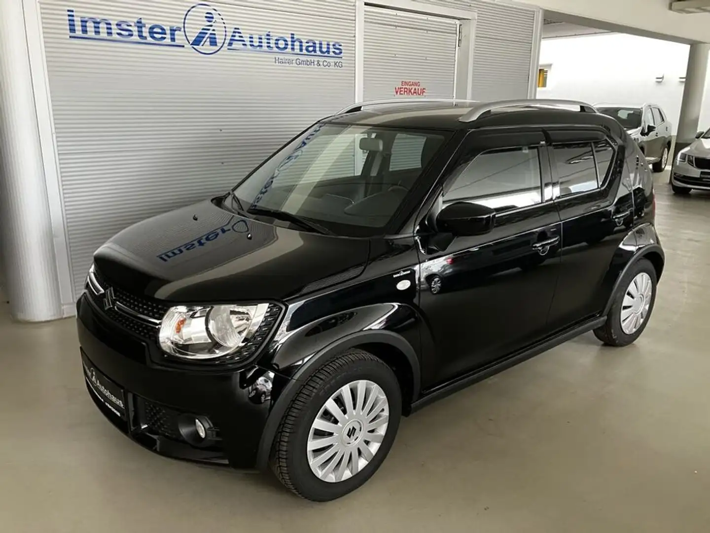 Suzuki Ignis 1,2 Shine 4WD 8fach Schwarz - 1