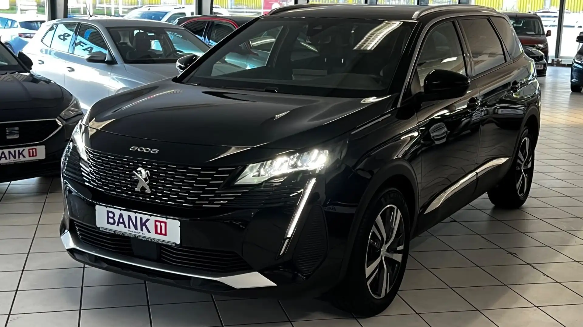 Peugeot 5008 BlueHDi 130 EAT8 Allure Pack TÜV&Garantie Schwarz - 2