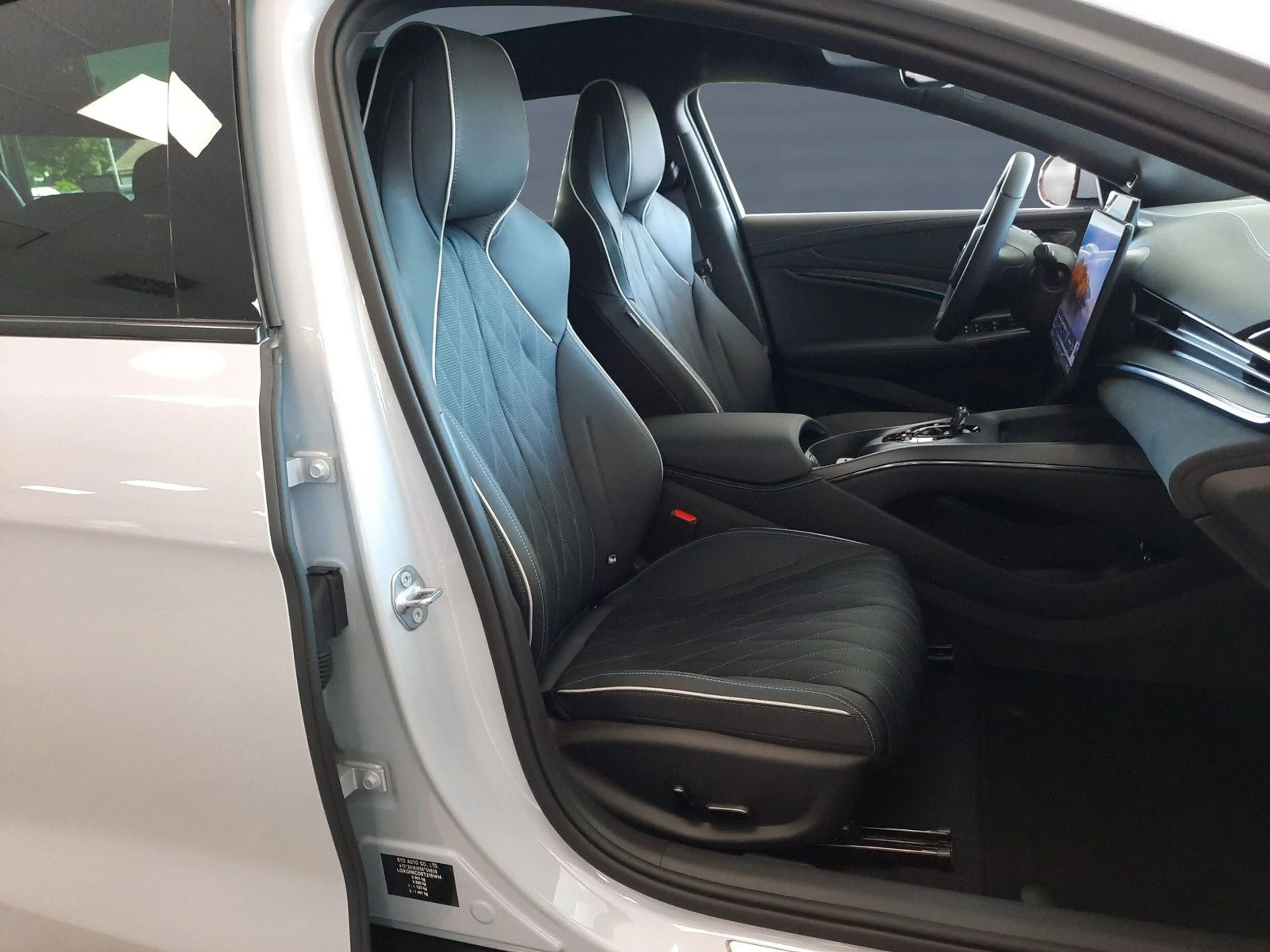 BYD Seal Design 360 Grad Kamera Dynaudio Soundsystem — photo 13