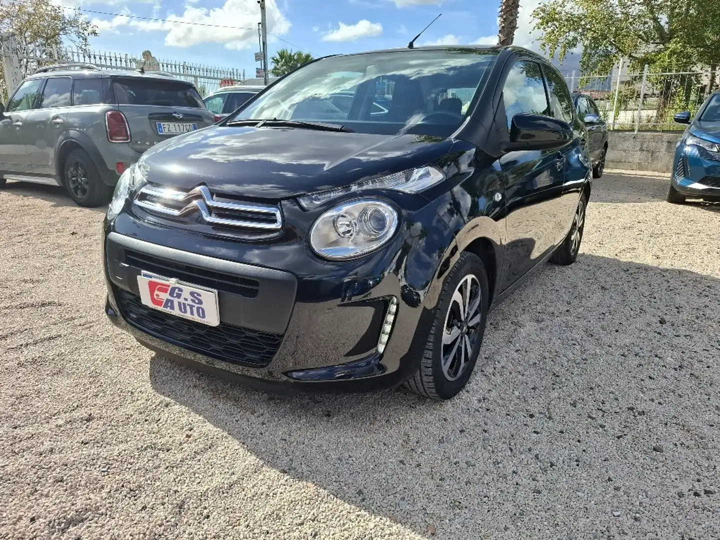 Citroen C1 C1 5p 1.0 vti Shine 72cv neopatentati Nero - 1
