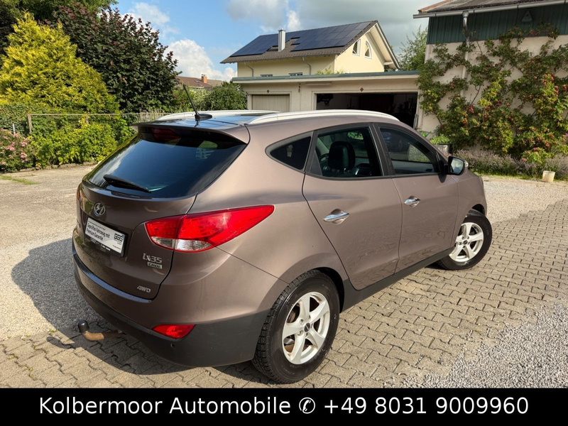 Hyundai iX35 Premium 4WD|SHZ|PANO|AHK|NAVI| — photo 2