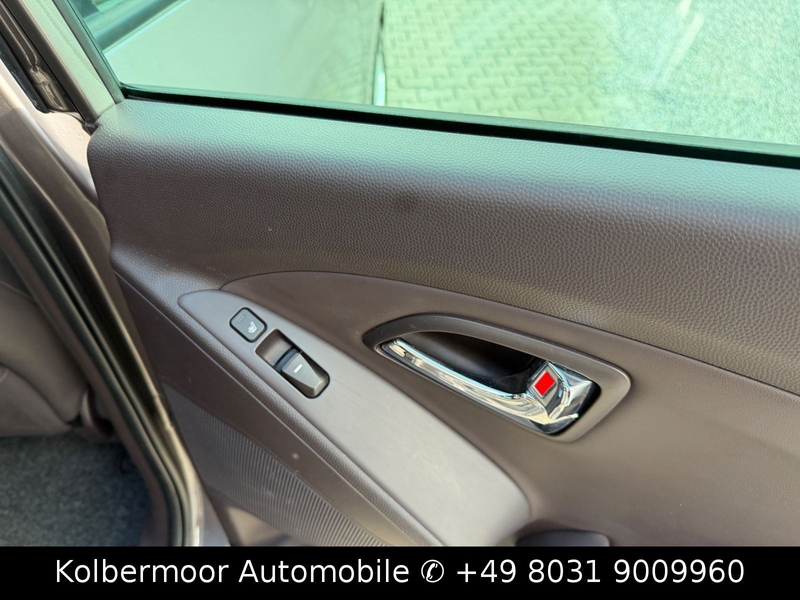 Hyundai iX35 Premium 4WD|SHZ|PANO|AHK|NAVI| — photo 13