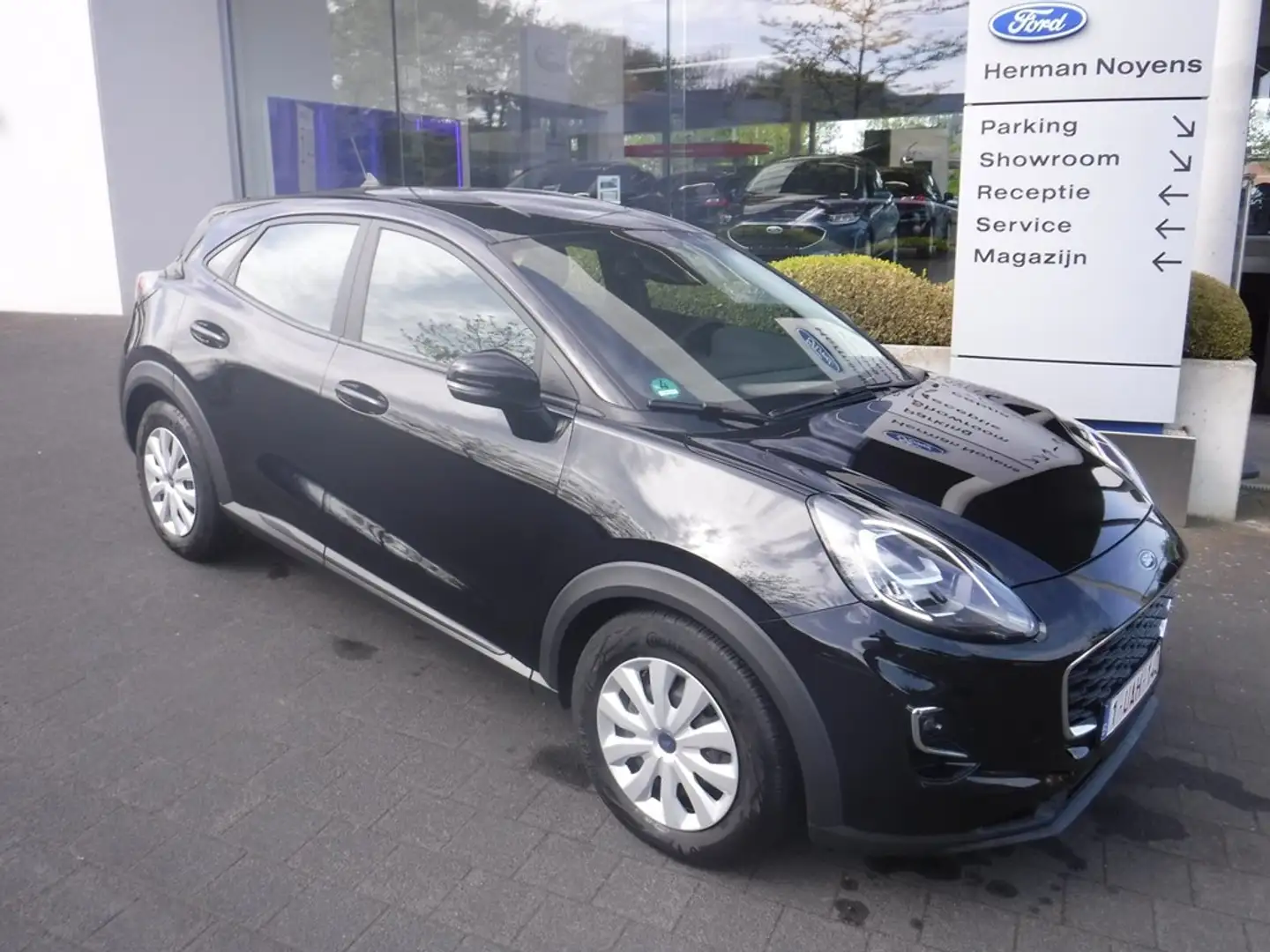Ford Puma Schwarz - 1