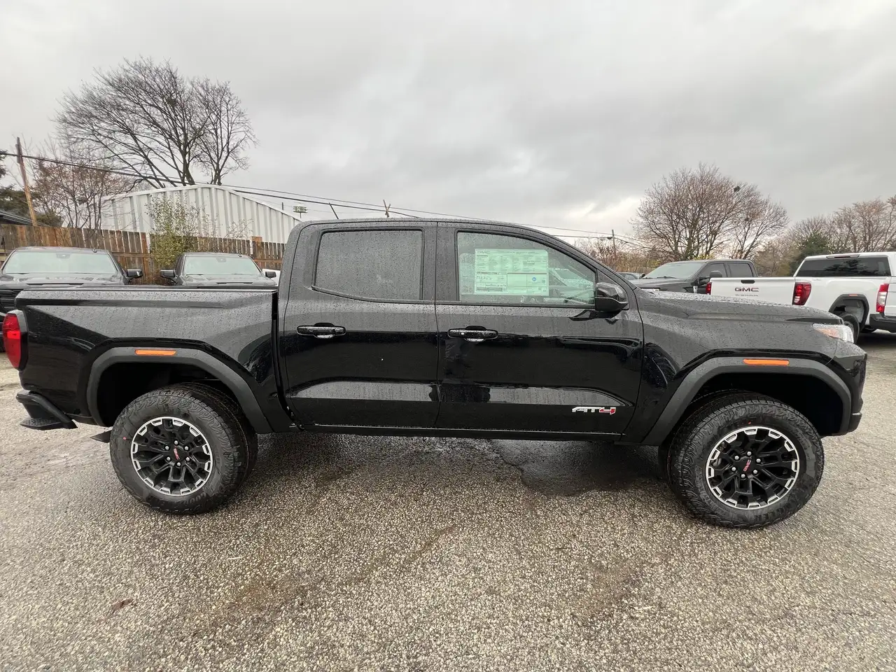 GMC Canyon снимка GMC Canyon