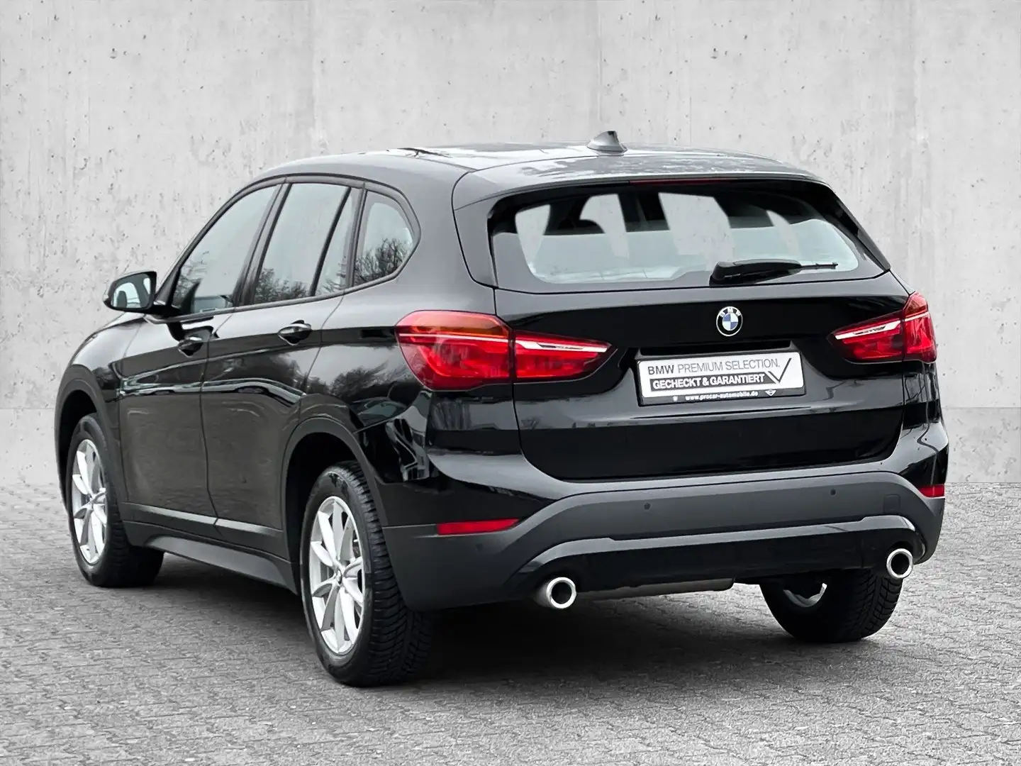 BMW X1 sDrive18d PDC+DAB+MULTIFUNKTION+ACTIVE-GUARD Nero - 2