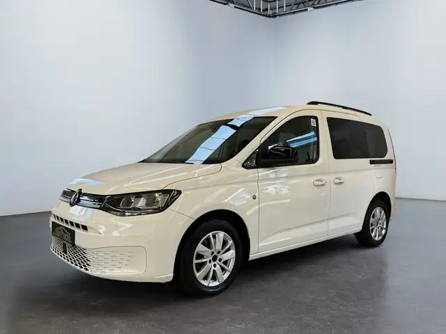 Volkswagen Caddy view 2