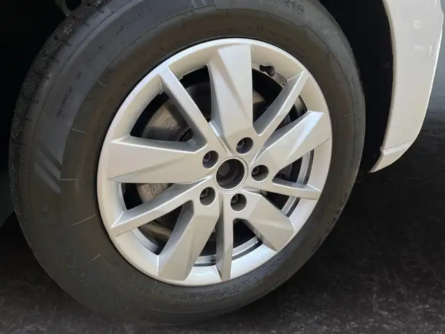 Volkswagen Caddy view 15