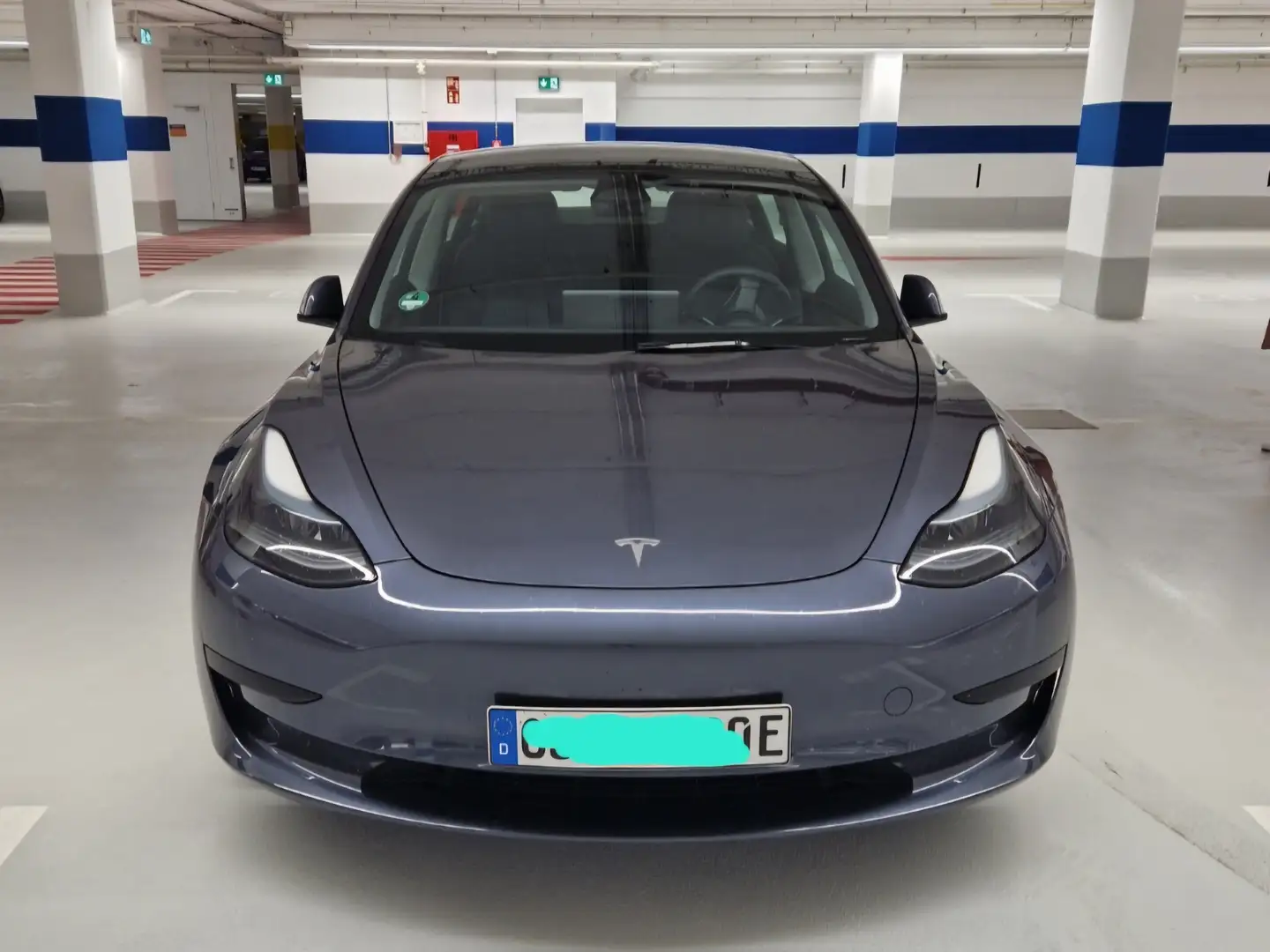 Tesla Model 3 Model 3 Standard Reichweite Plus Hinterradantrieb Grau - 1
