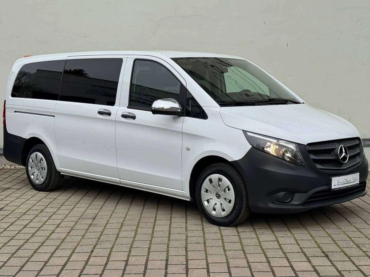 Mercedes-Benz Vito Vito 109 CDI BUS 9 Sitze/KLima/AHK - 1