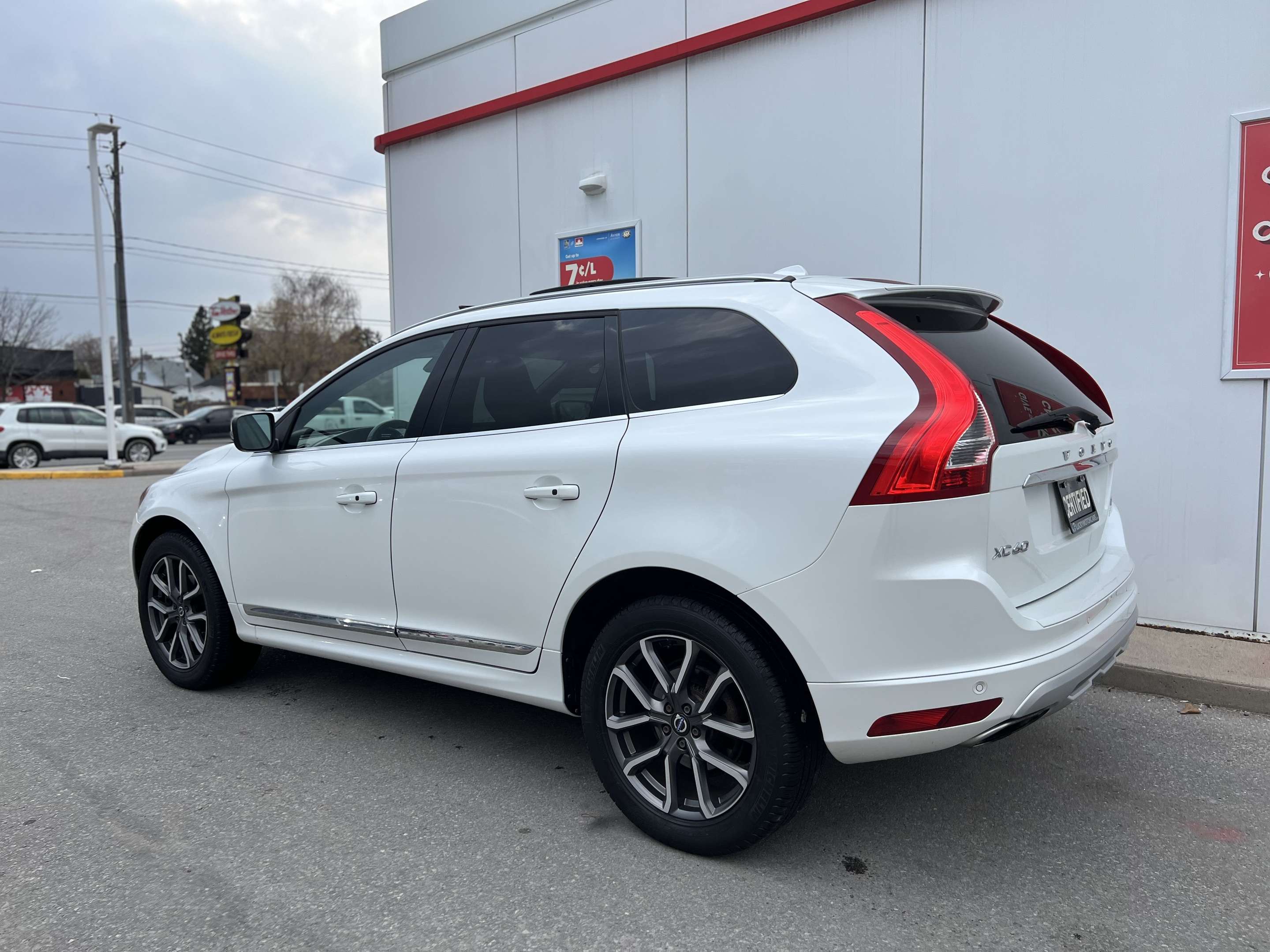 2016 Volvo XC60 AWD T5 SPECIAL EDITION PREMIER-ONLY 108KMS-CERTIFI alt 3