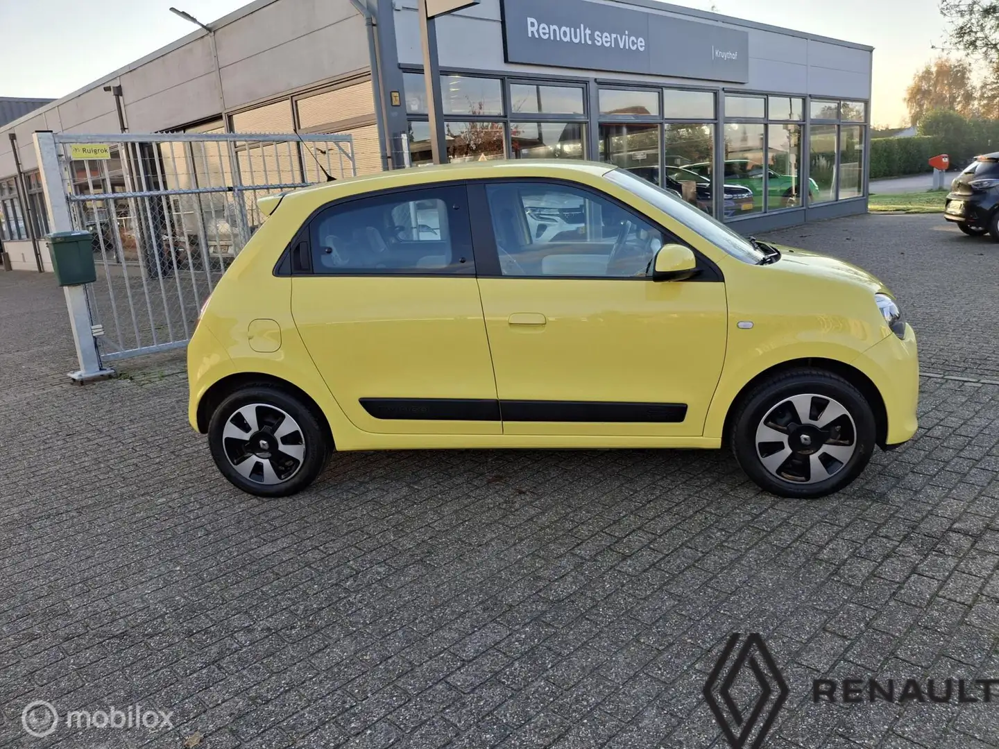 Renault Twingo 1.0 SCe Expression Galben - 2