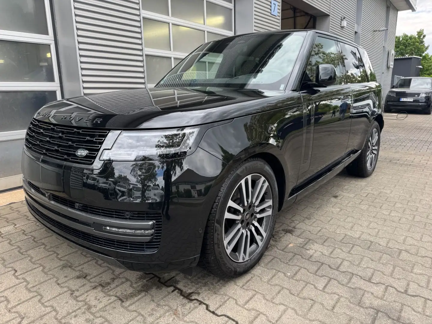 Land Rover Range Rover HSE Schwarz - 2