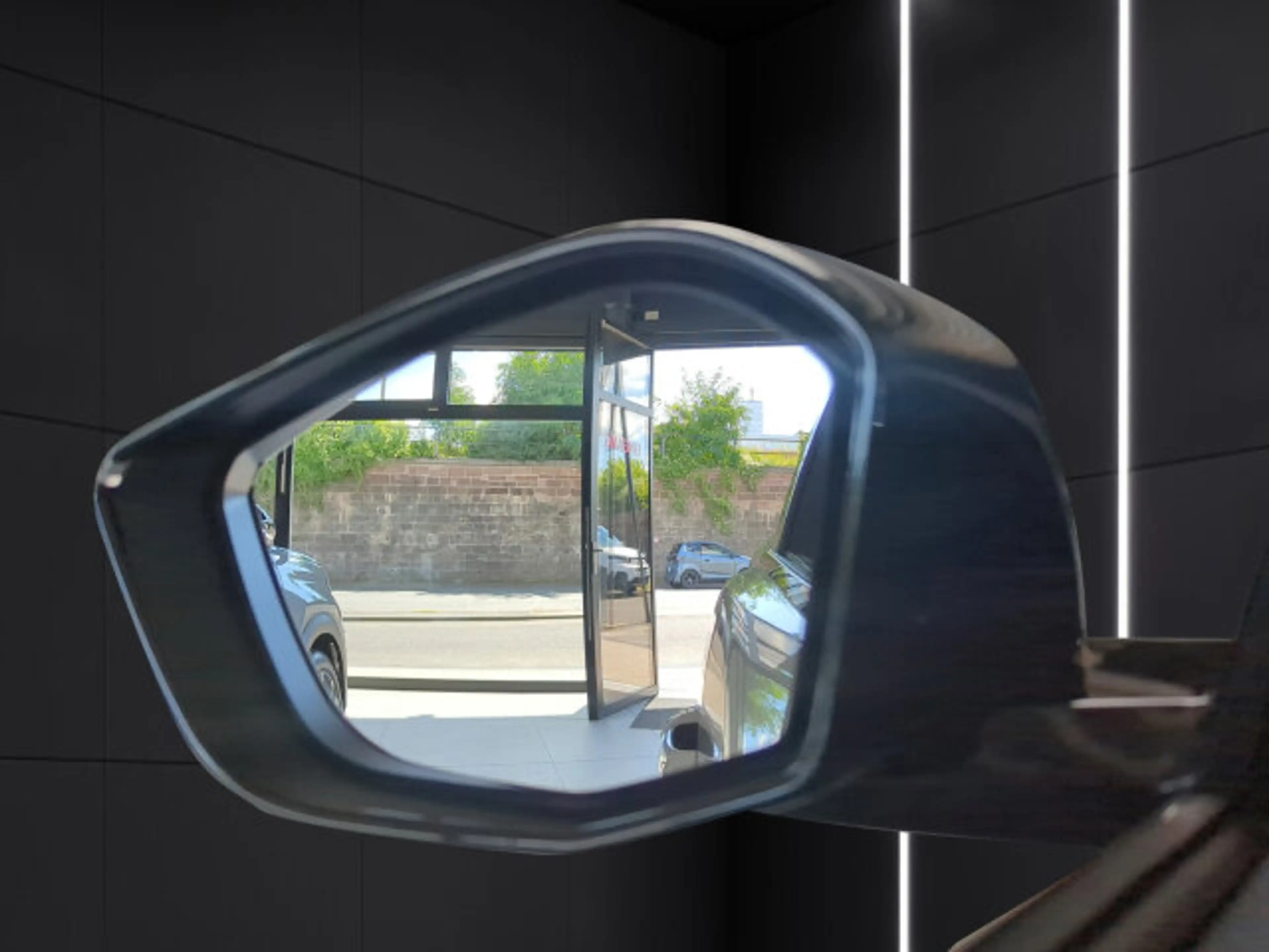 Peugeot 408 408 Allure Business 145 +360°Kamera+SHZ+LHZ+ — photo 9