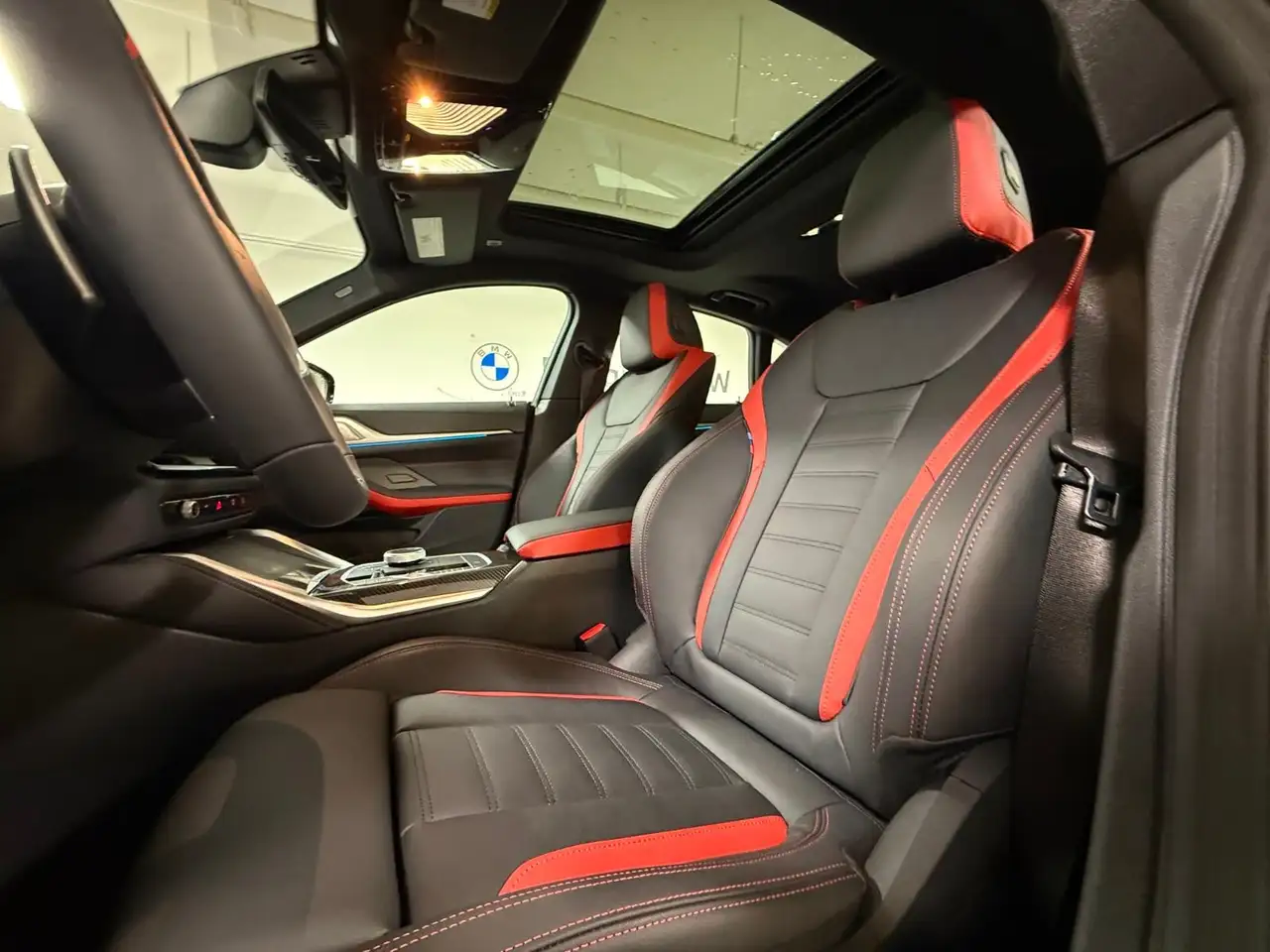 BMW 4 Series снимка BMW 4 Series