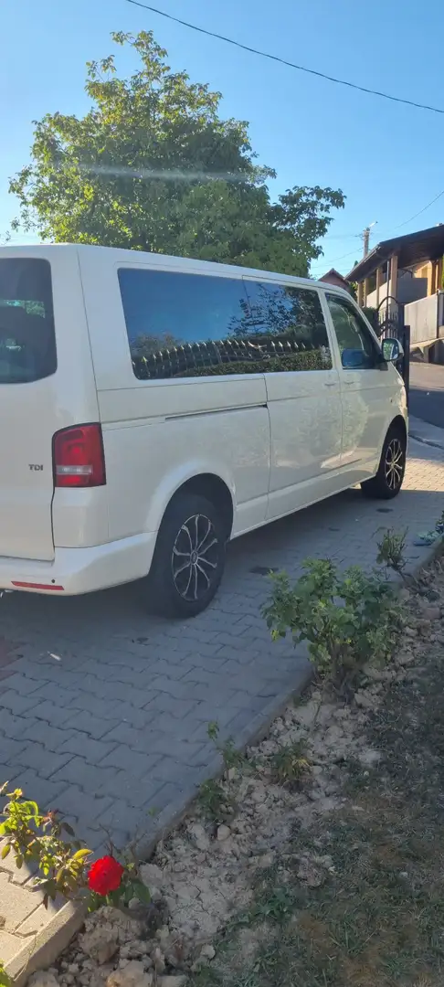 Volkswagen T5 Caravelle Lang DSG Comfortline - 2
