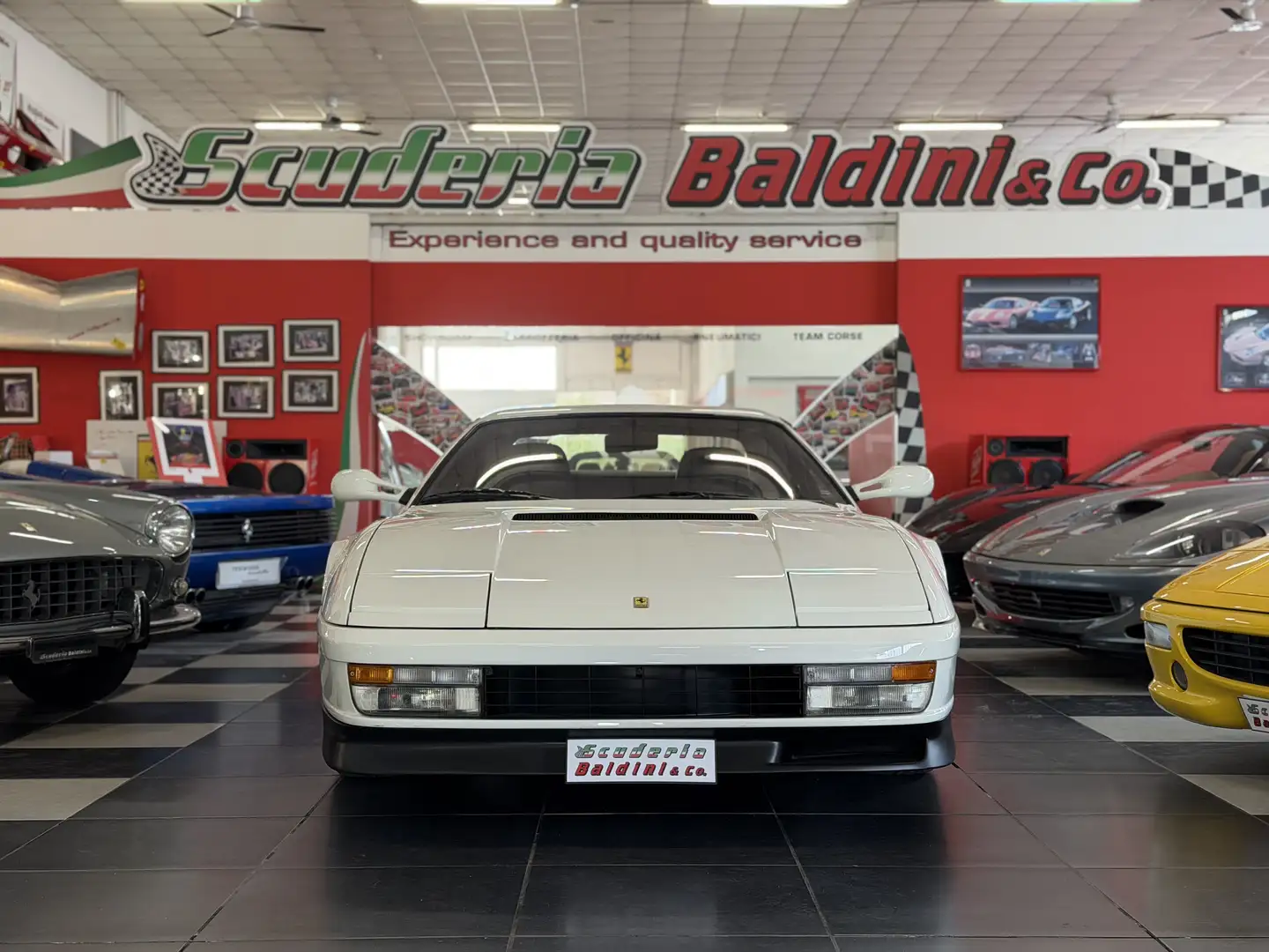 Ferrari Testarossa MONODADO Bianco 100 / Blu medio Blanco - 1