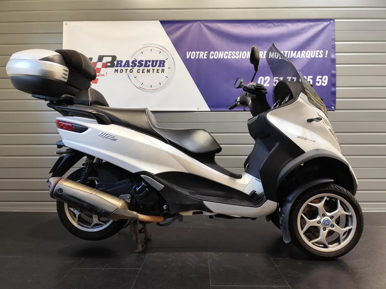 Piaggio MP3 500