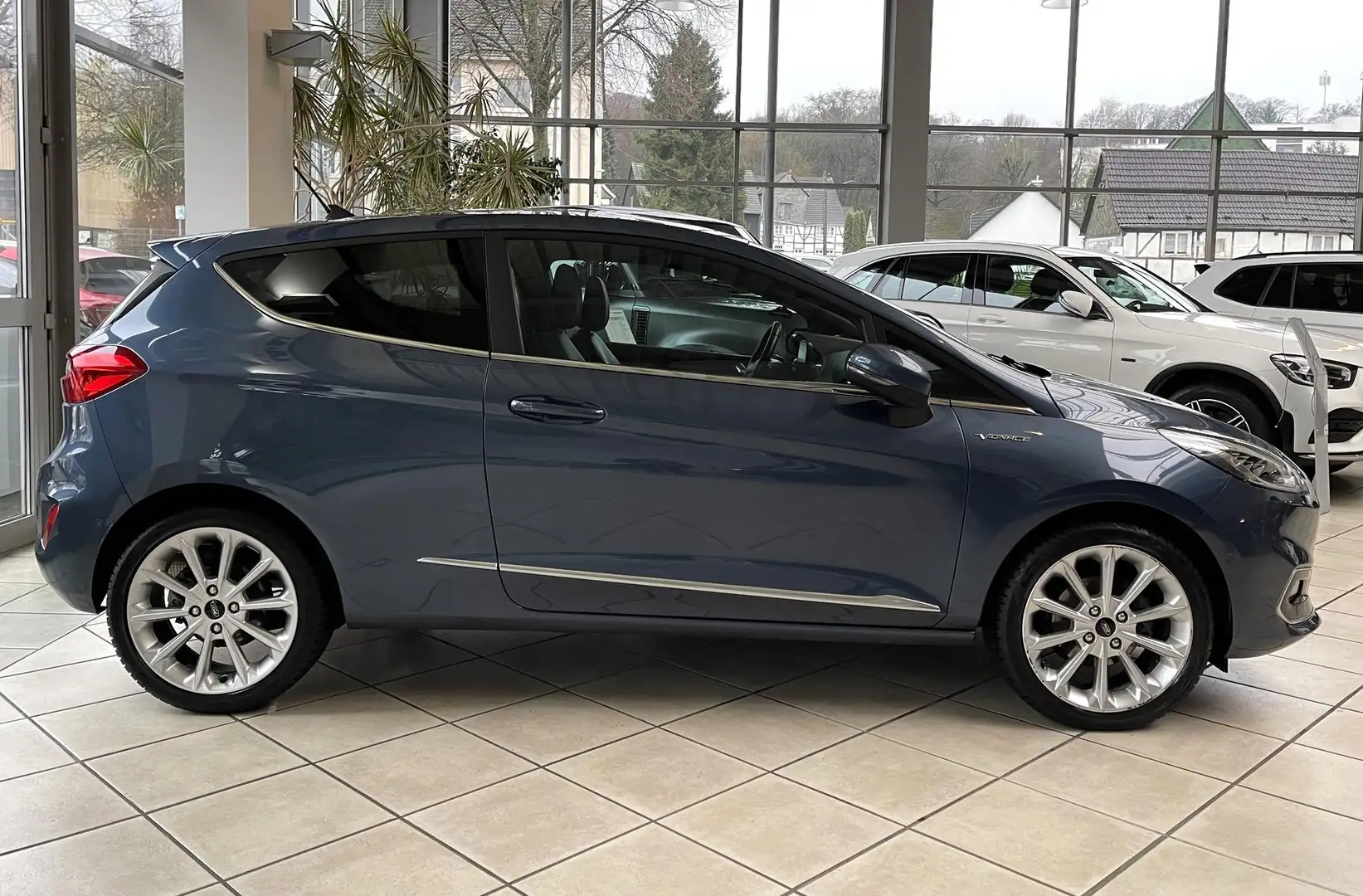 Ford Fiesta Fiesta Vignale S/S|NAVI|LEDER|CAM|ACC|CarPly|B&O Bleu - 2