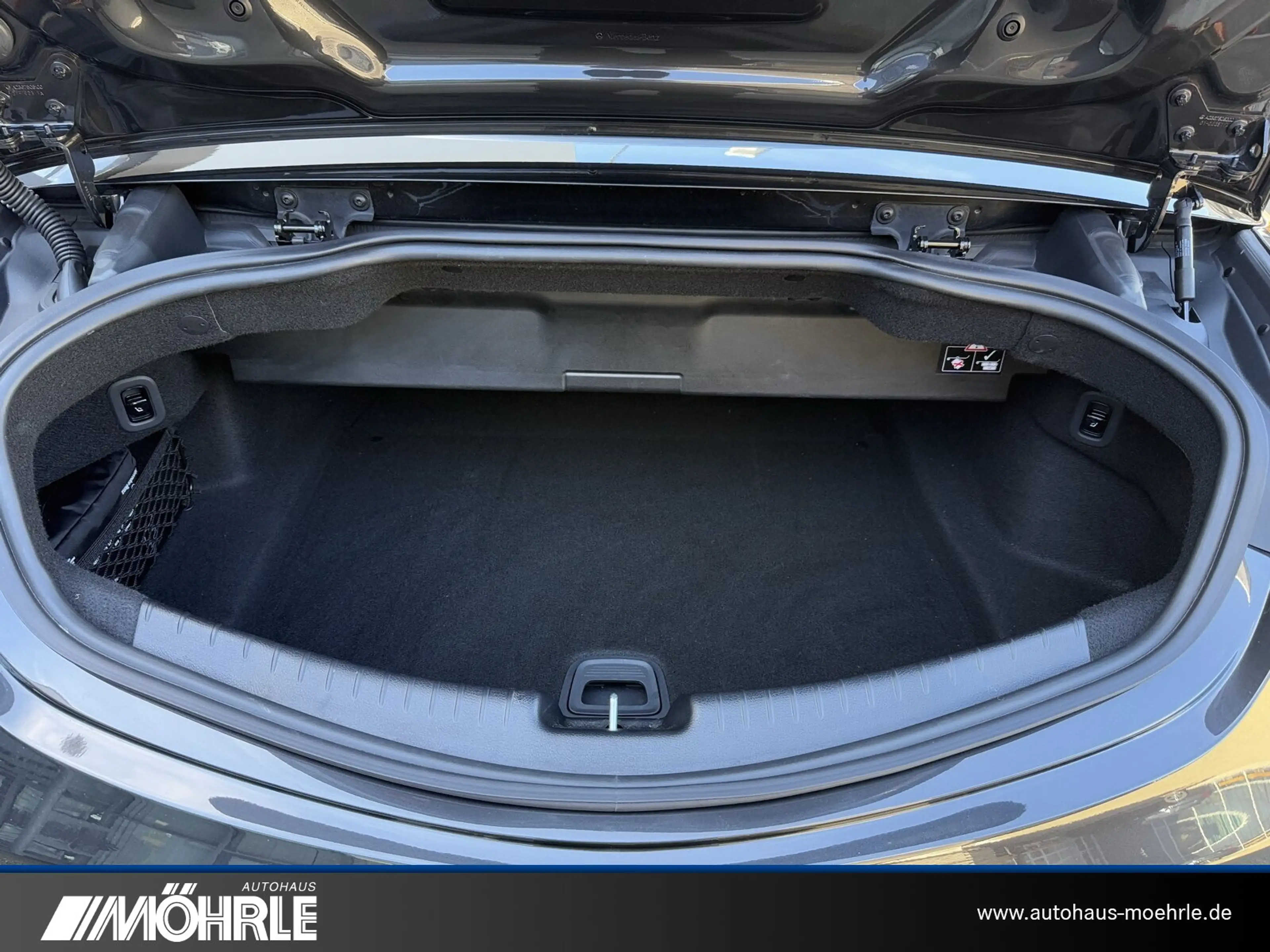 Mercedes-Benz CLE 180 CLE 180 Cabriolet AMG Line Night-Paket Memory — photo 11