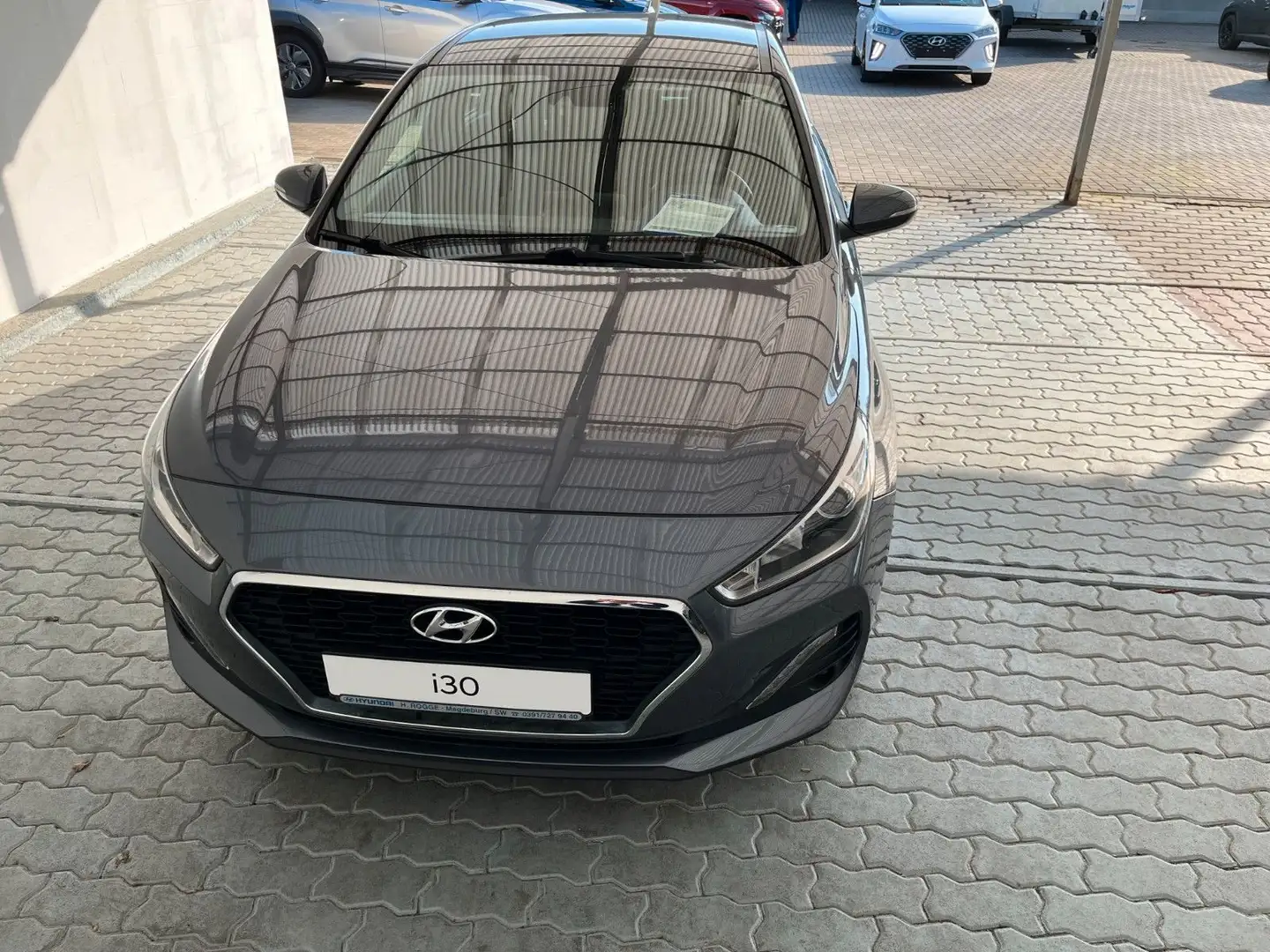 Hyundai i30 cw Trend Grau - 1