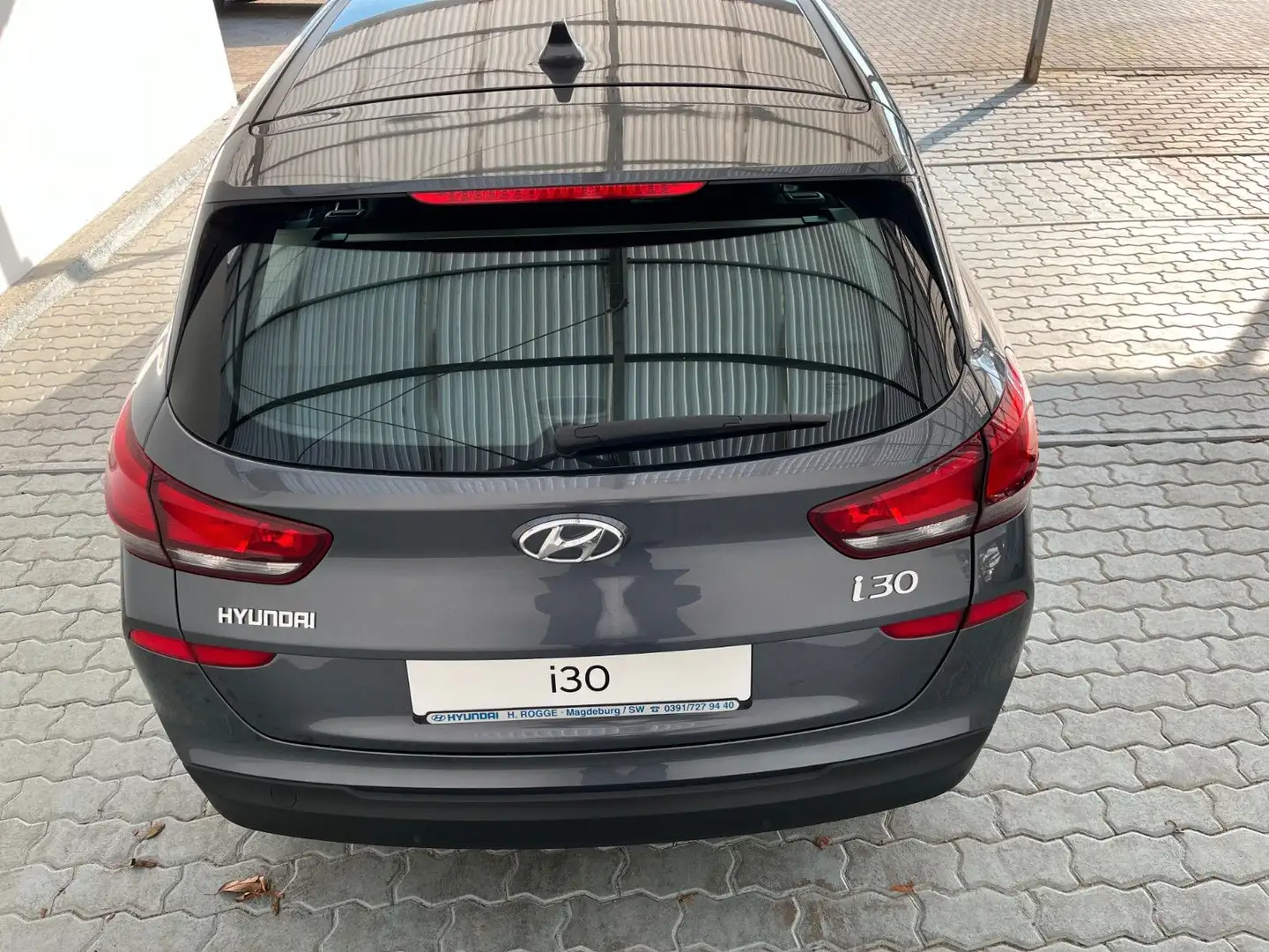 Hyundai i30 cw Trend Grau - 2