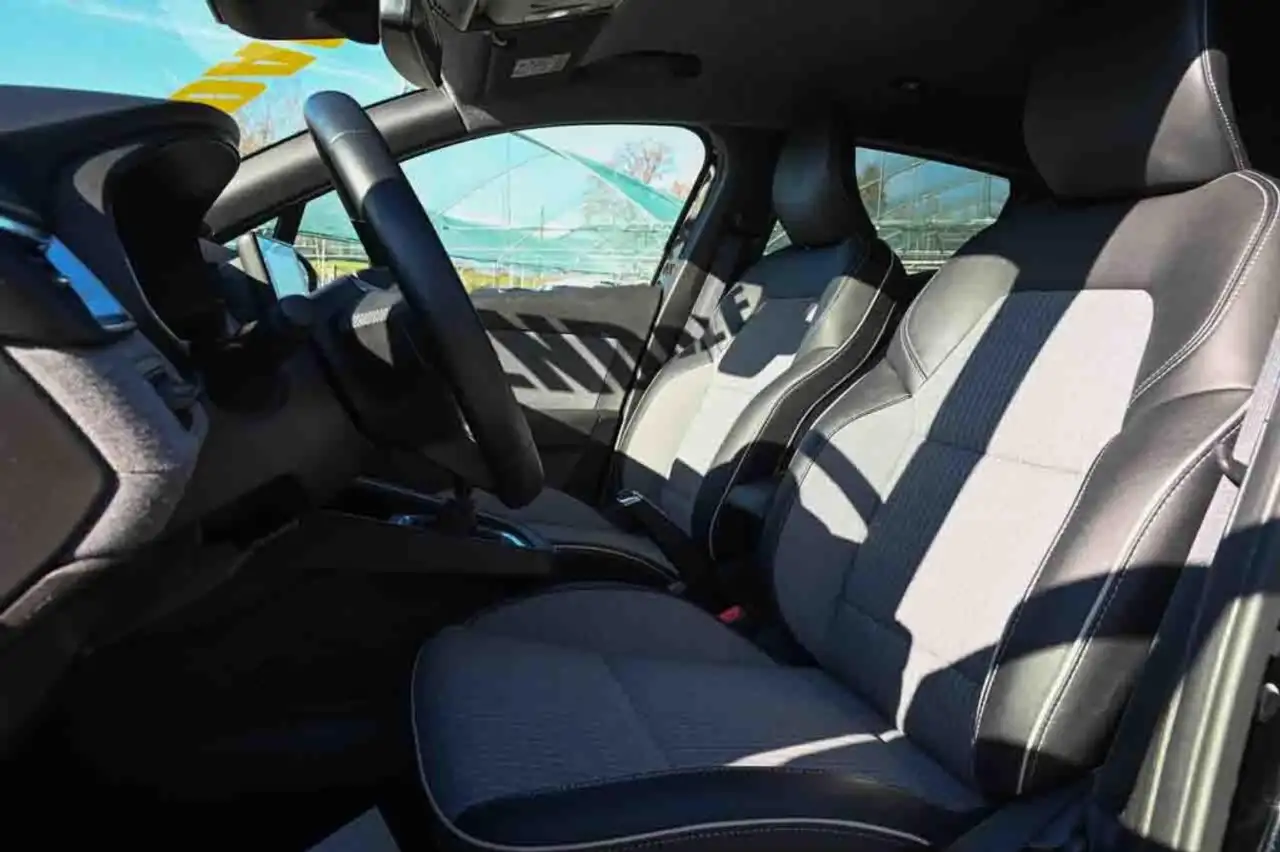 Renault Clio TCe 90 CV Techno 14