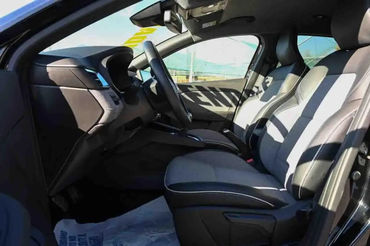 Renault Clio TCe 90 CV Techno 13