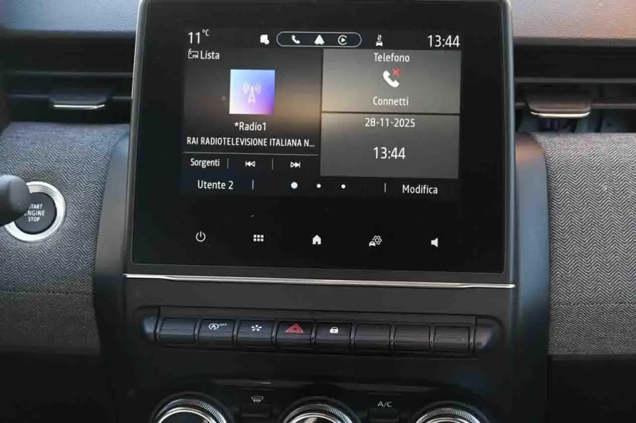 Renault Clio TCe 90 CV Techno 18
