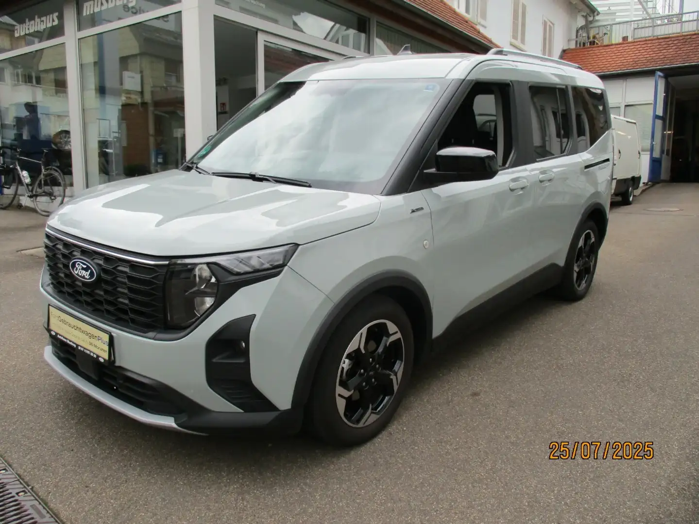 Ford Tourneo Courier Active Gris - 2