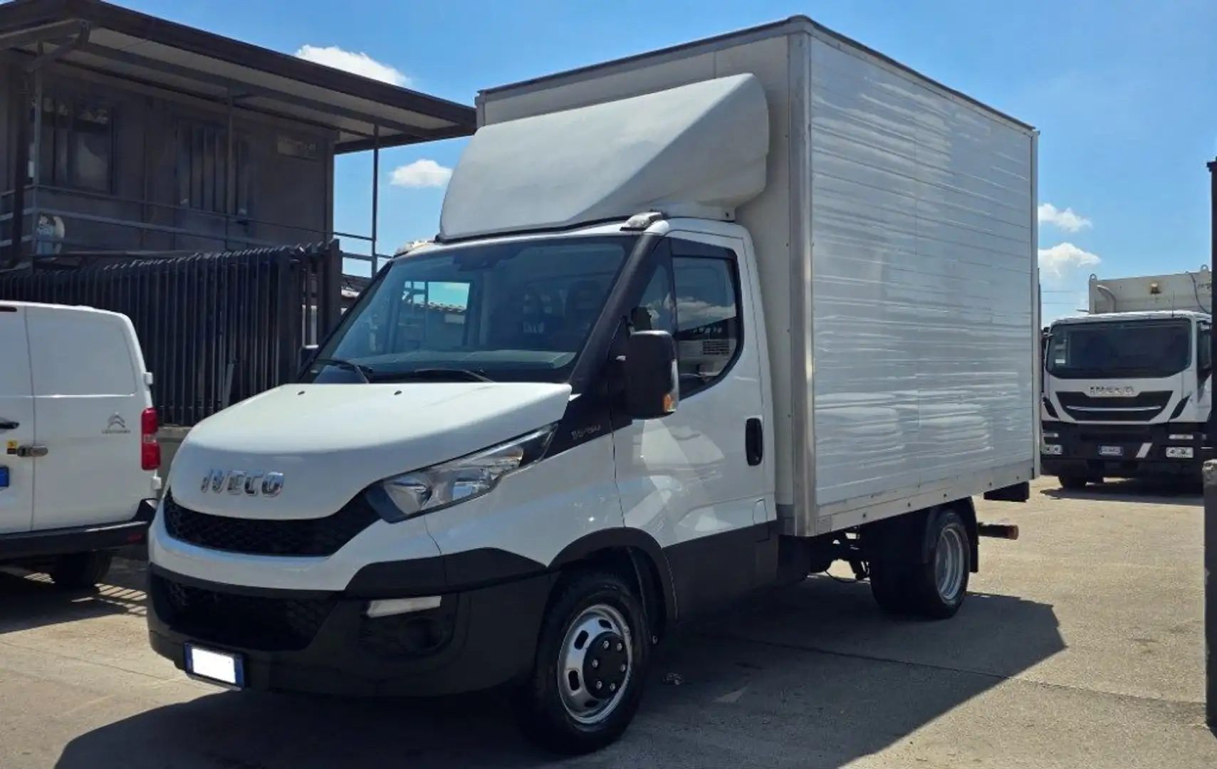 Iveco DAILY  35C15 BOX + SPONDA Wit - 1