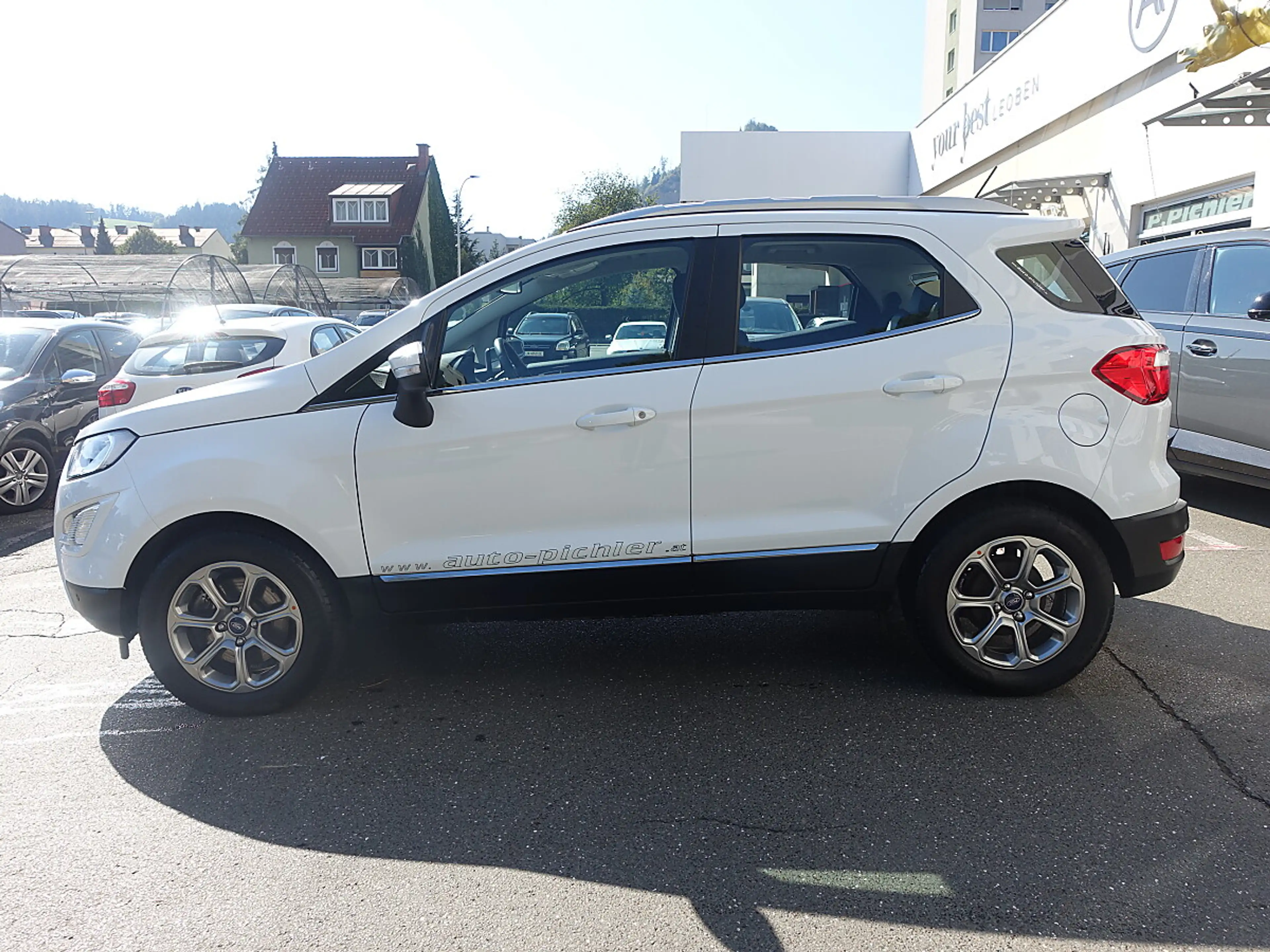 Ford EcoSport 1,0 EcoBoost Titanium — photo 4