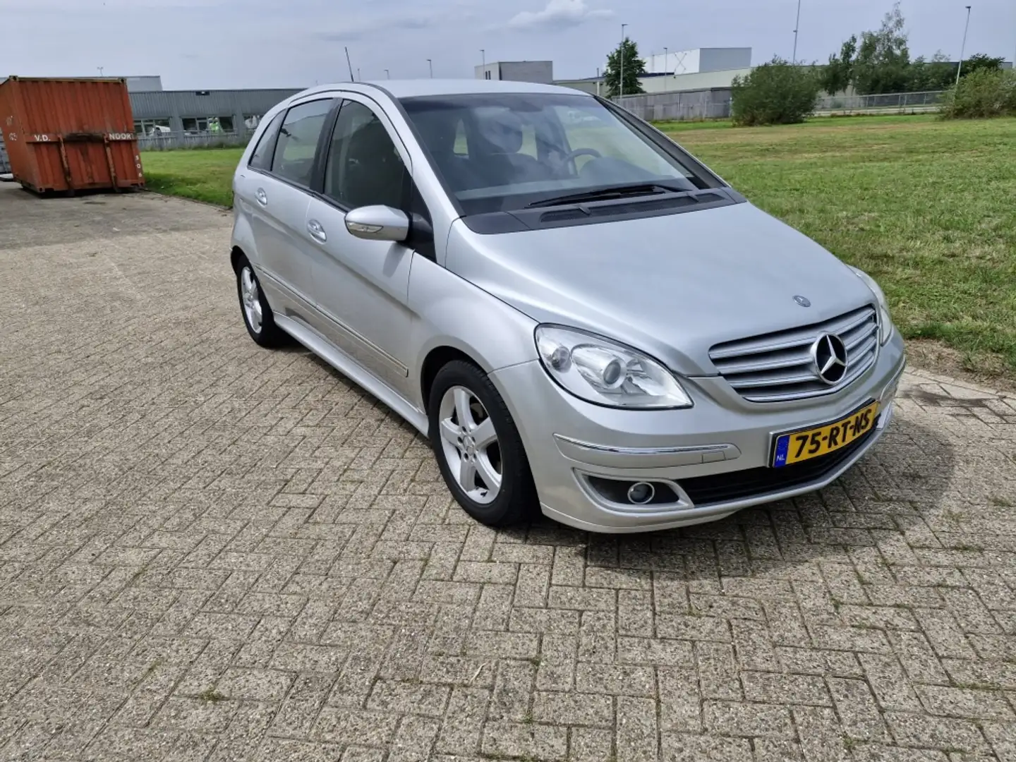 Mercedes-Benz B 180 CDI Grijs - 2