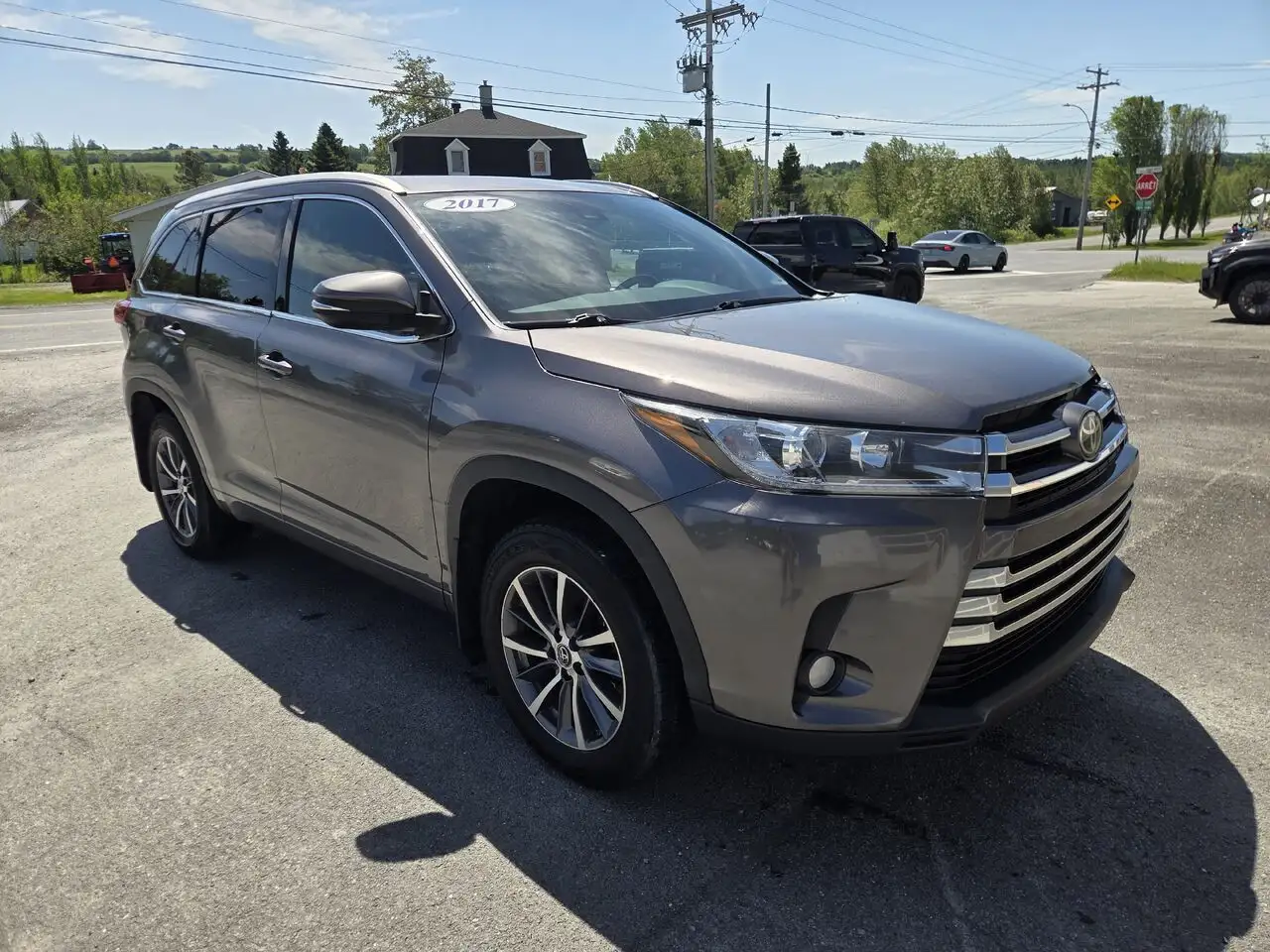 Toyota Highlander снимка Toyota Highlander