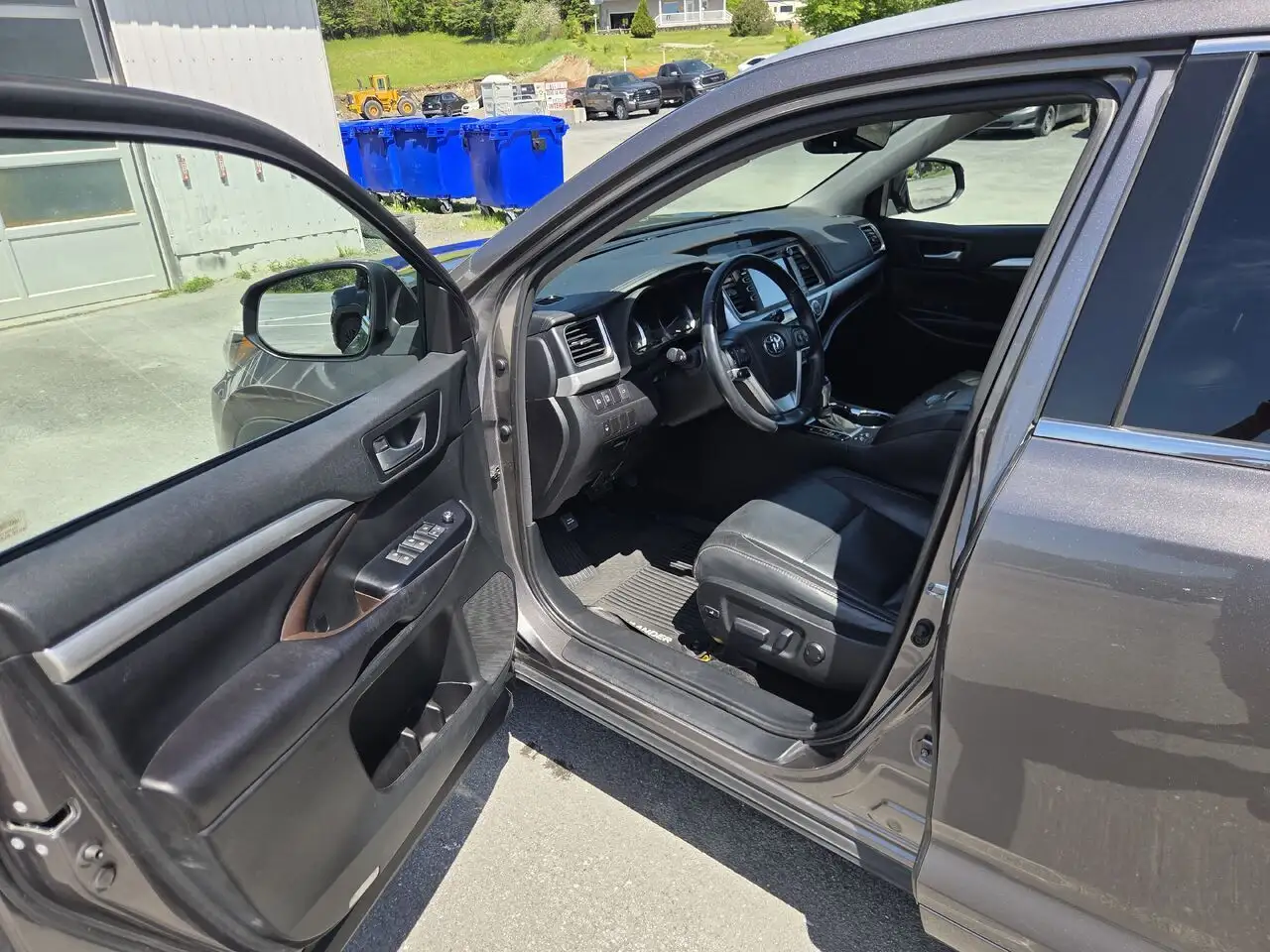 Toyota Highlander снимка Toyota Highlander