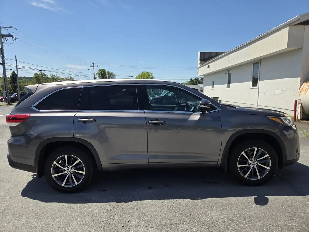 Toyota Highlander снимка Toyota Highlander