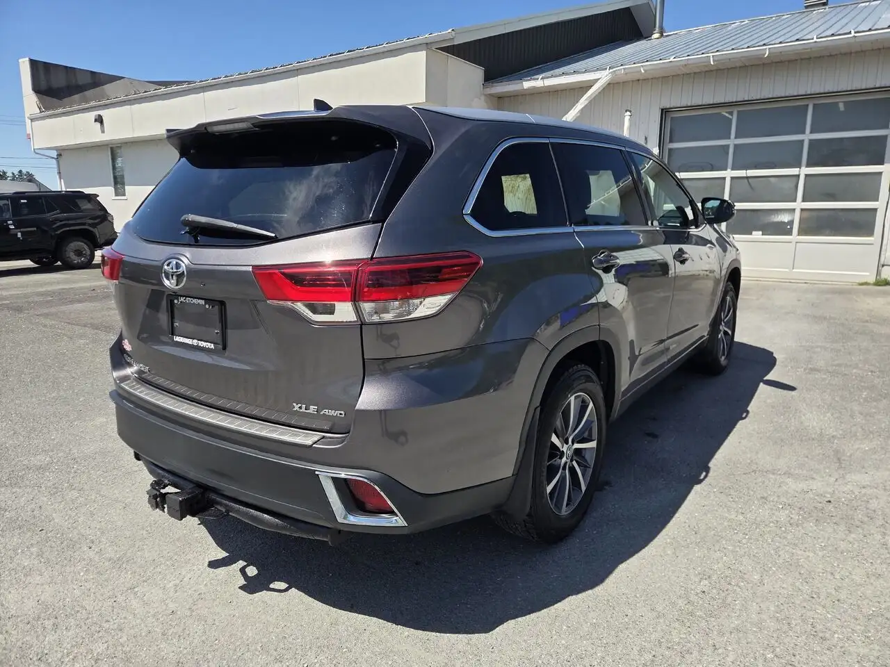 Toyota Highlander снимка Toyota Highlander