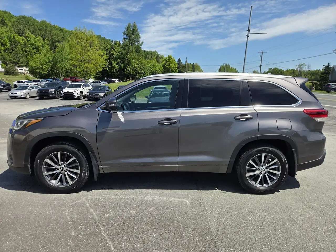 Toyota Highlander снимка Toyota Highlander