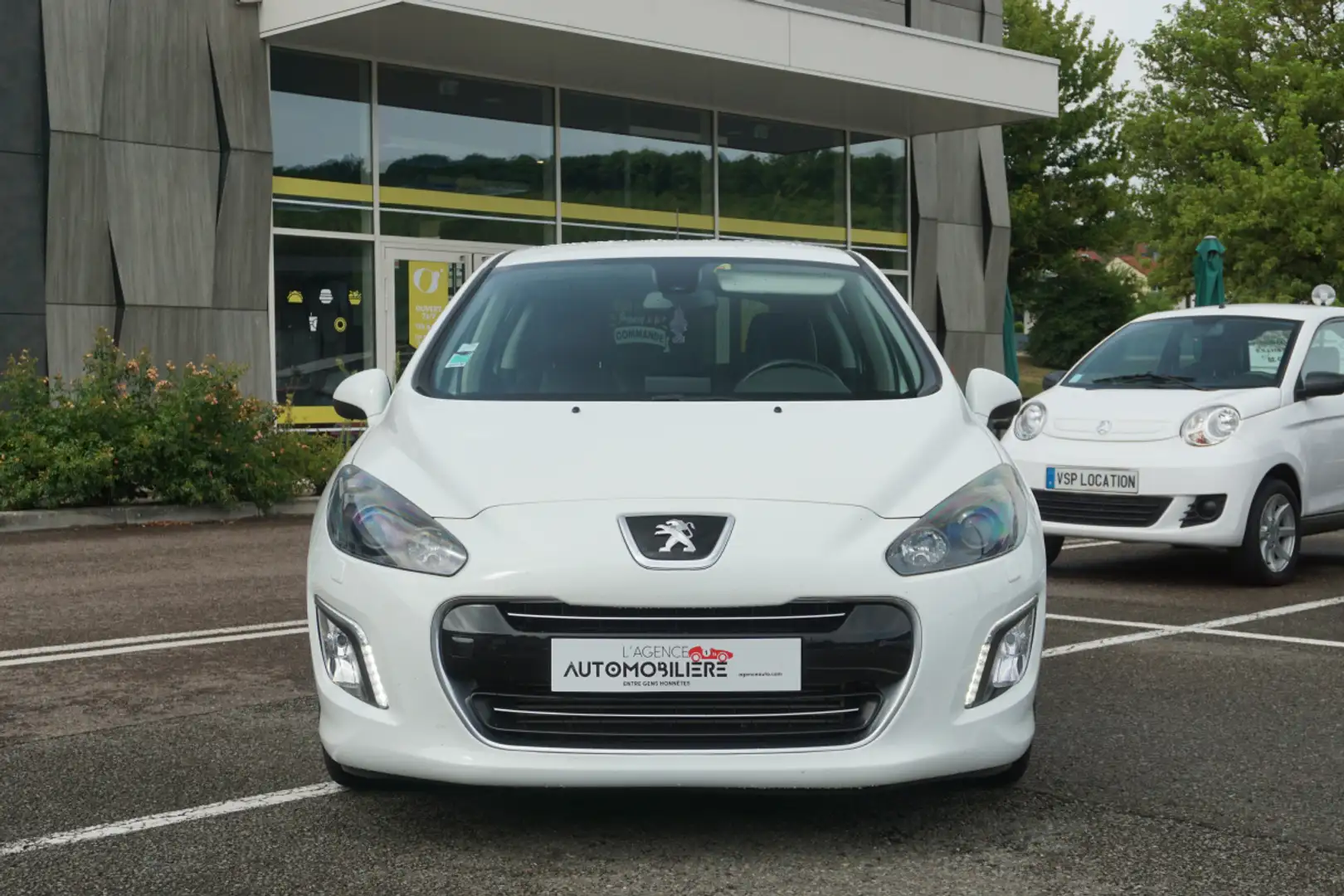 Peugeot 308 1.6 THP 200 ch GTI ph2 nombreux frais Blanc - 2