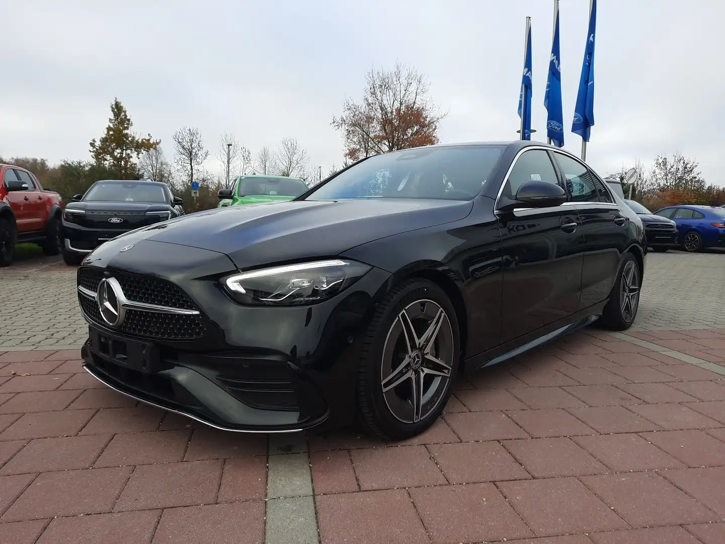 Mercedes-Benz C 180 AMG Line LED Navi Kamera SHZ Klimaa. Negru - 2