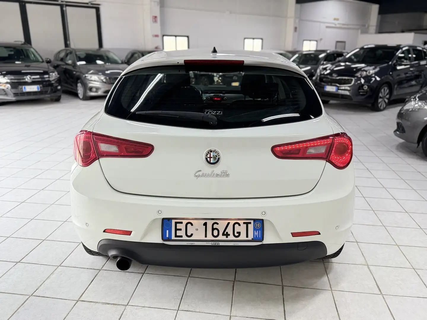 Alfa Romeo Giulietta 1.4 t. m.air Distinctive 170cv Weiß - 2